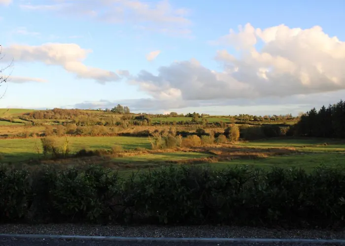 Semesterbostad Teach Deburca *