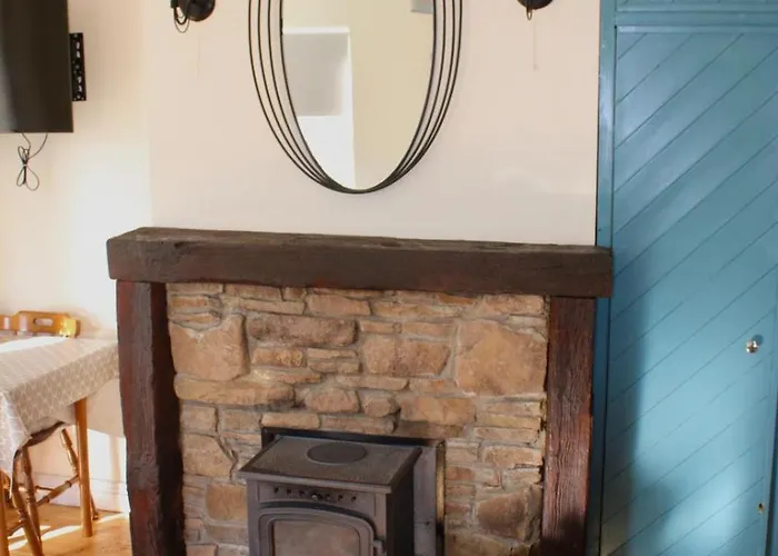 Semesterbostad Teach Deburca *