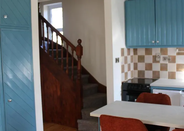 Teach Deburca * Thurles